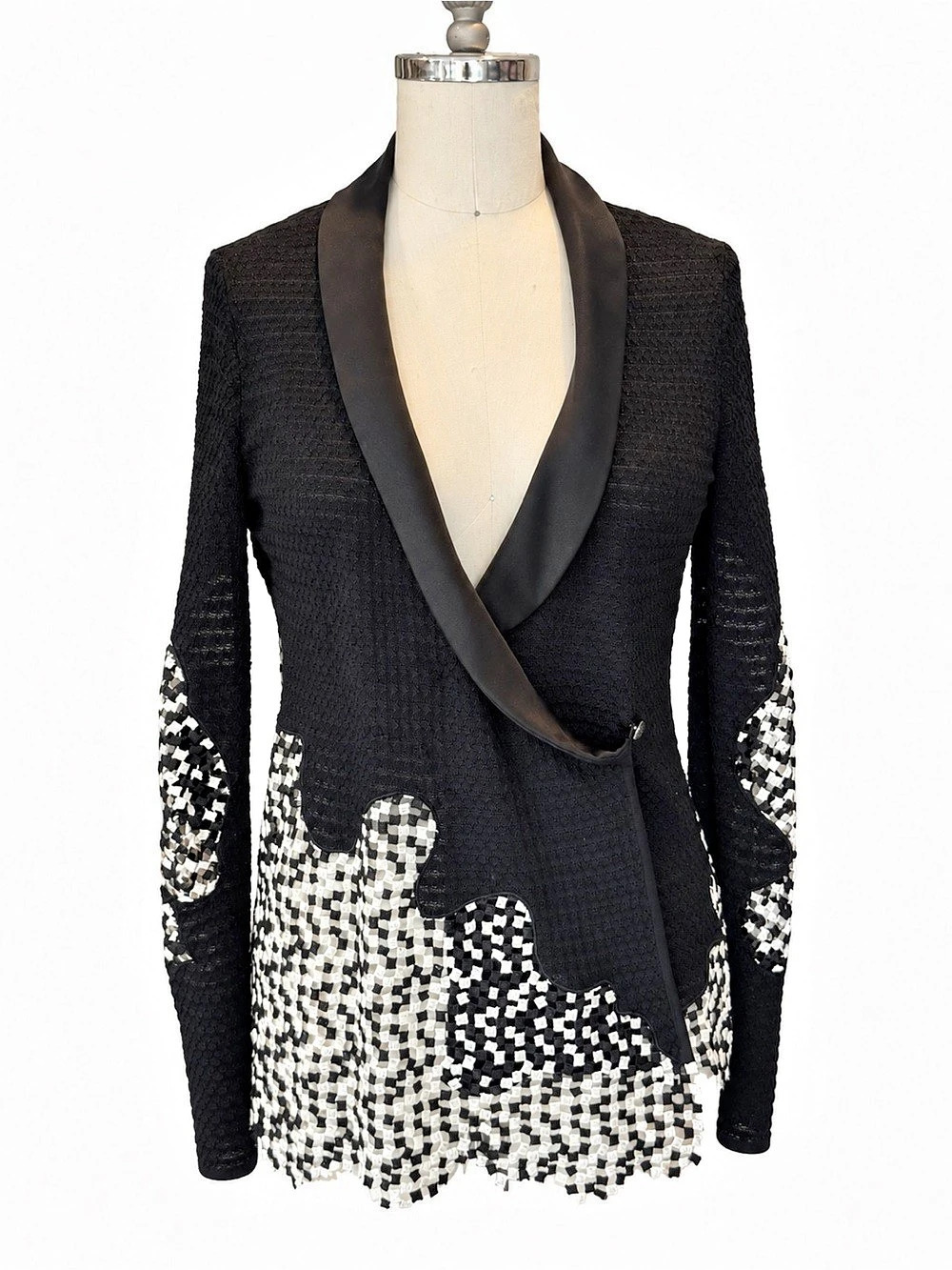 Chanel MP-330 Tweed Knit Blazer in Black & White Size 40